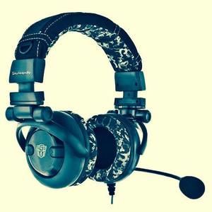 Meet your Posher, Devin